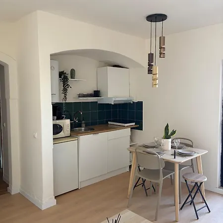 Cozy And Chic Appartement