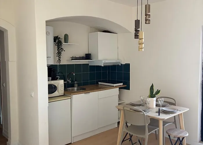 Cozy And Chic Apartment